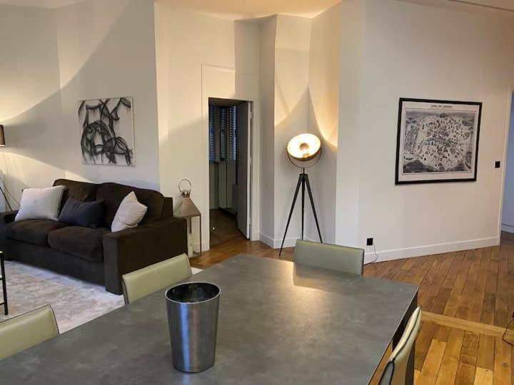 Appartement 3 Chambres Paris 7E Экстерьер фото