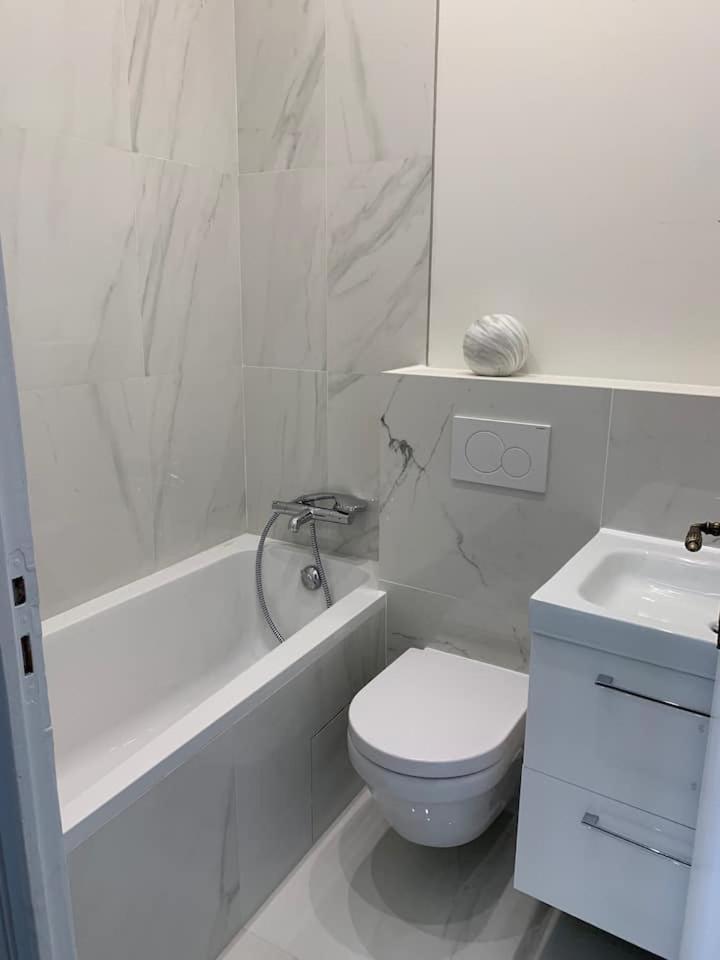 Appartement 3 Chambres Paris 7E Экстерьер фото